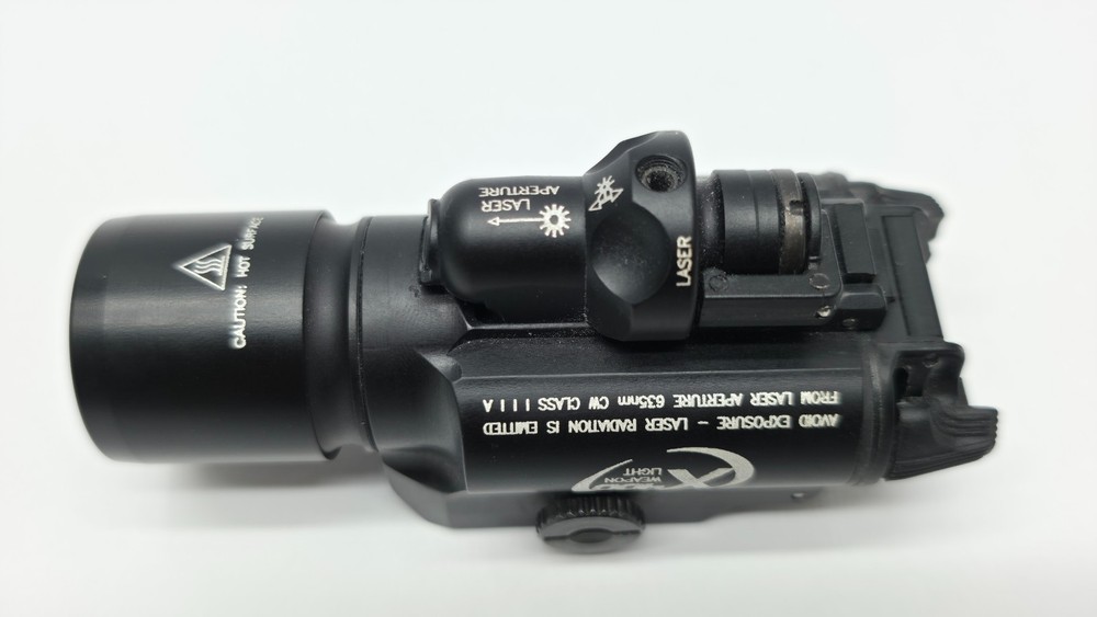 Surefire X400 Weaponlight w/ Red Laser & Mount.
