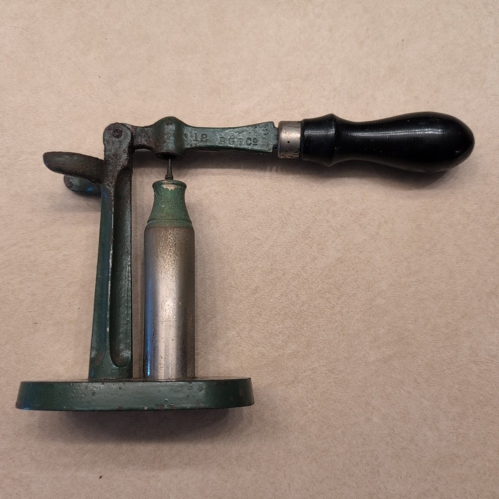 VINTAGE Bridgeport Gun Implement BGI Capper Decapper for 10 Ga