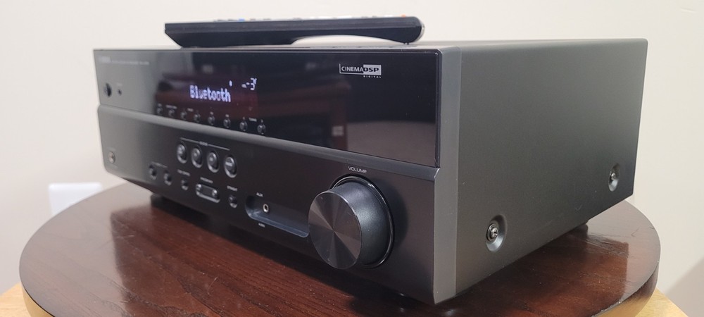Yamaha RX-V379 Bluetooth Receiver W/Remote Bundle Tested, Works, Excellent.