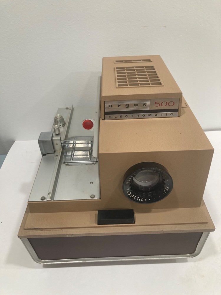 Vintage Argus 500 Electromatic Remote Automatic Slide Projector W/ Case No Cord