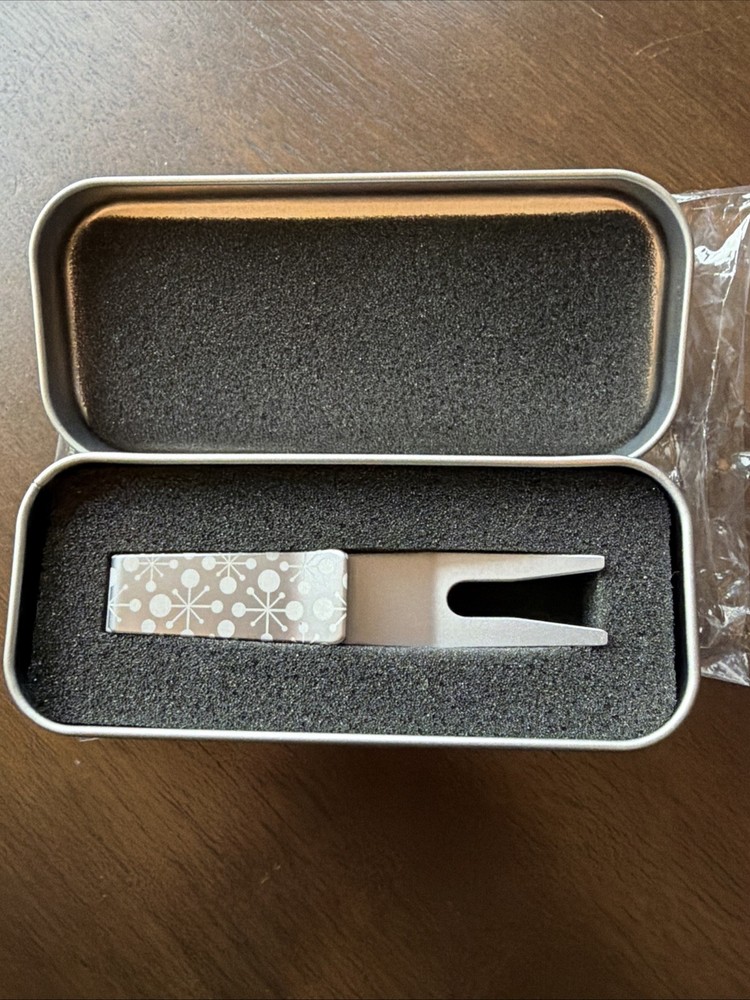 SCOTTY CAMERON Clip Pivot Tool - Holiday - Light Gray