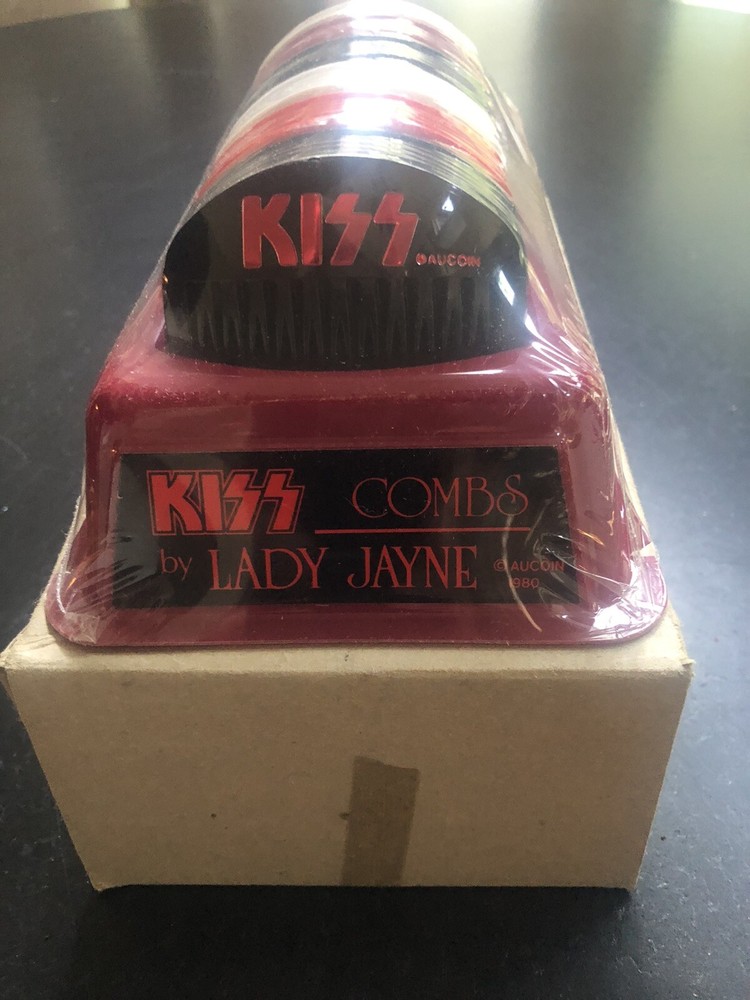 KISS SEALED TRAY RACK of 36  VINTAGE Combs Clip Aucoin Australia IN ORIGINAL BOX