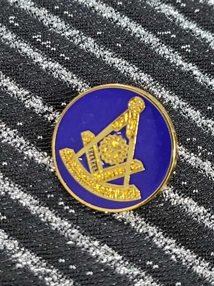 Masonic Past Master Round Lapel Pin