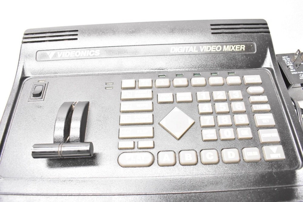 VIDEONICS MX-1 DIGITAL VIDEO MIXER NTSC