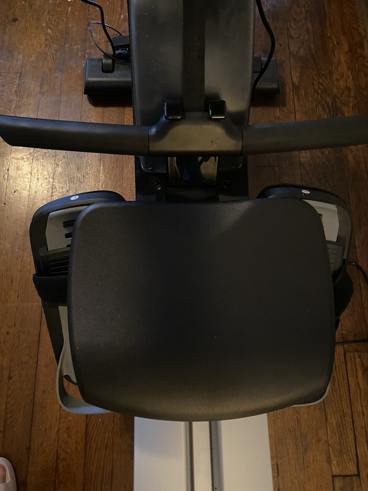 Nordic Track RW900 ifit exercise rower w/console and workout programs