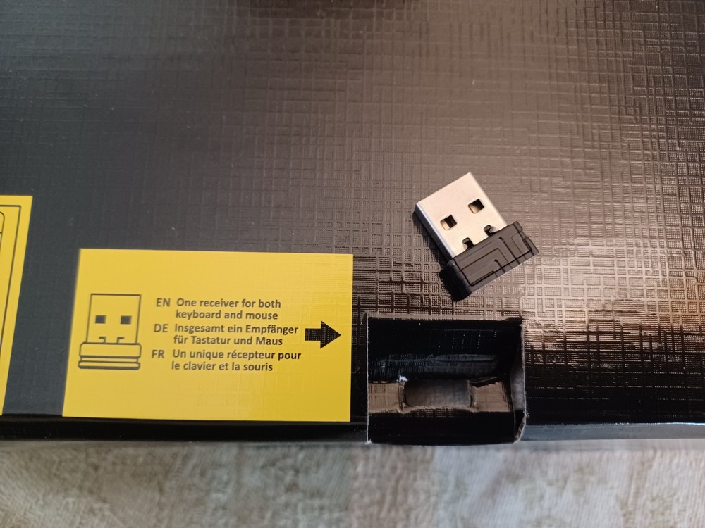 Perixx Periduo-605 Wireless Ergonomic Split Keyboard Vertical Mouse Combo Black