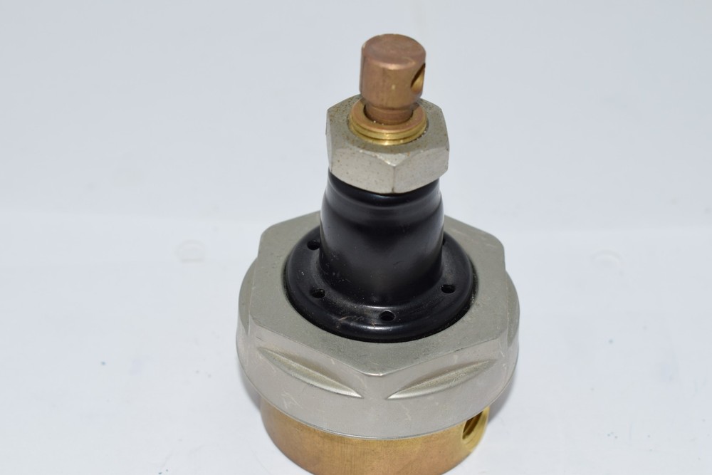 TESCOM 44-3010-24 Pressure Regulator Pump