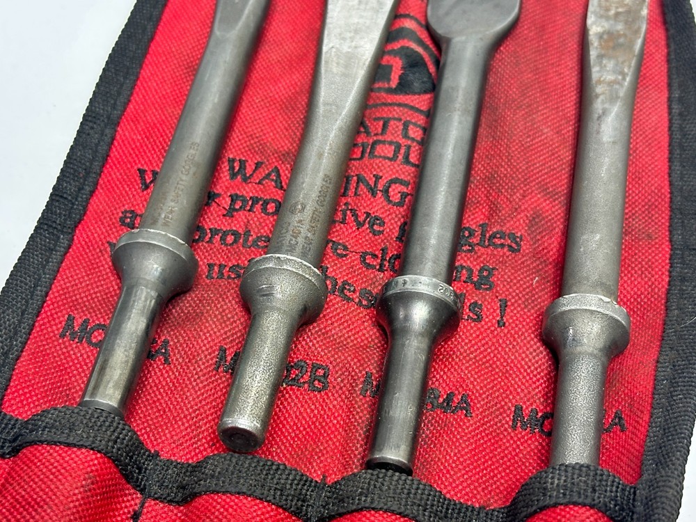 4pc Matco Tools USA & (1) MAC Tools Air Pneumatic Hammer Bit Set in Kit Bag