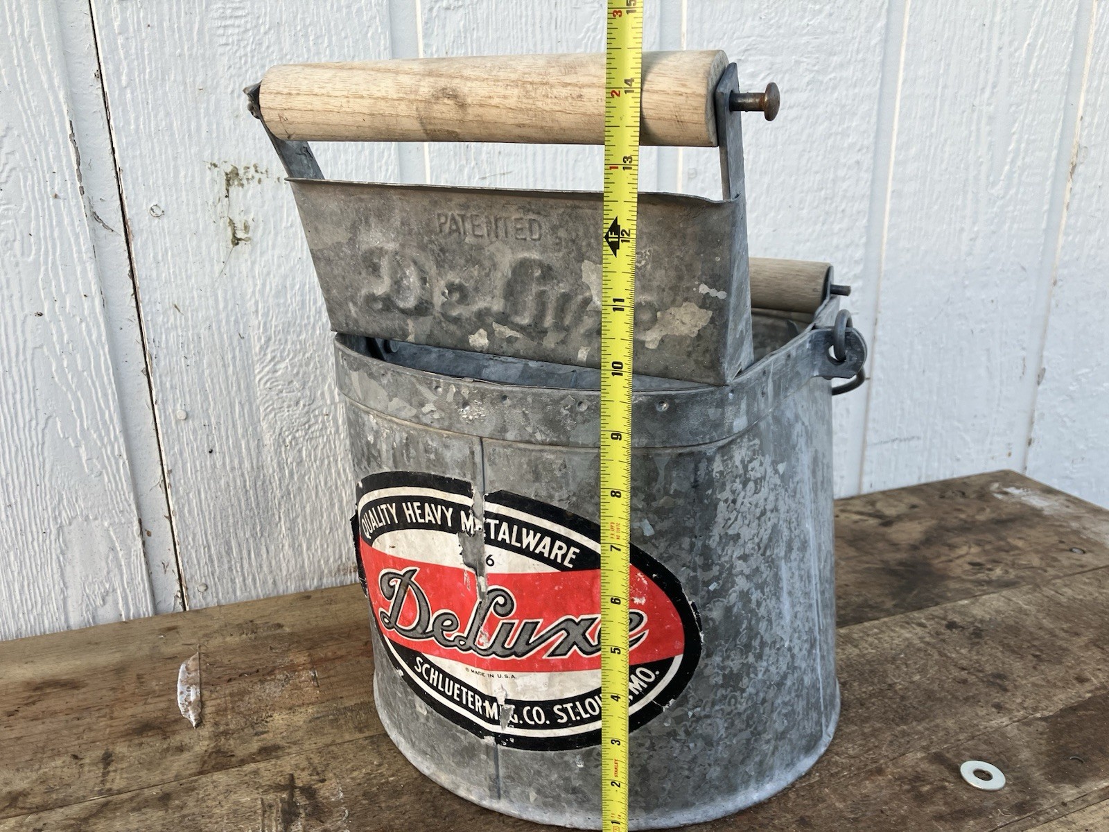 VIDEO--NICE! Vintage DeLuxe Galvanized Wringer Mop Bucket Schlueter Mfg w/ Label