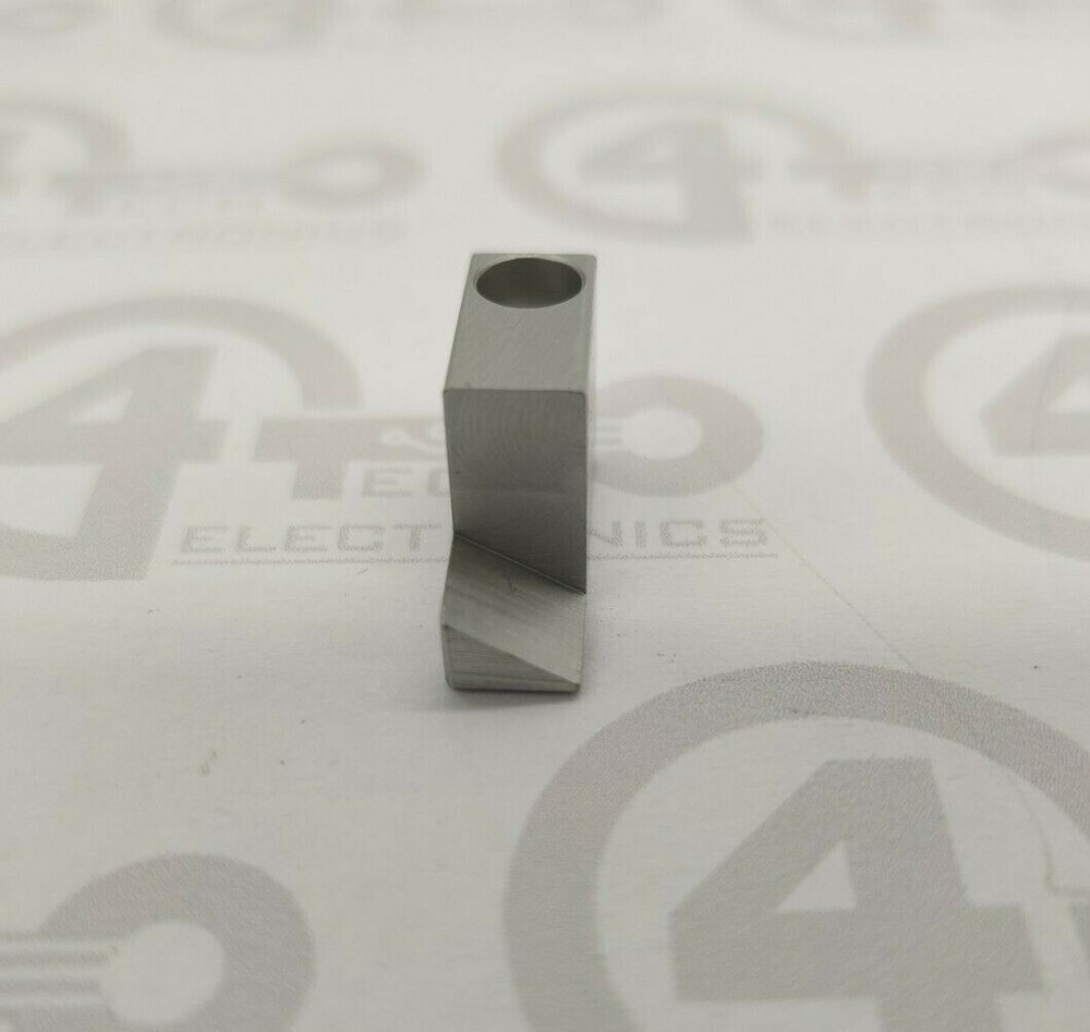 Universal Instruments Block 42404901