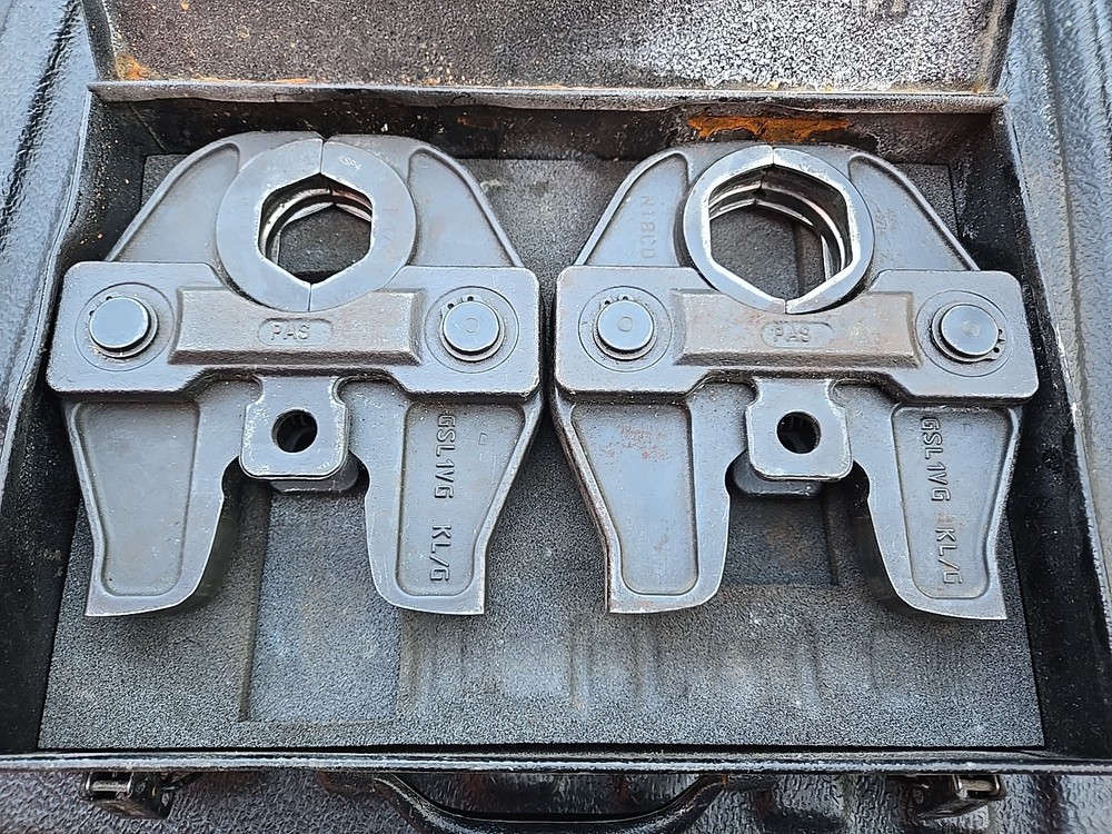 Nibco KSP4 Pair 1 1/2" 2" STD Press Jaw - Used - Includes Hard Case