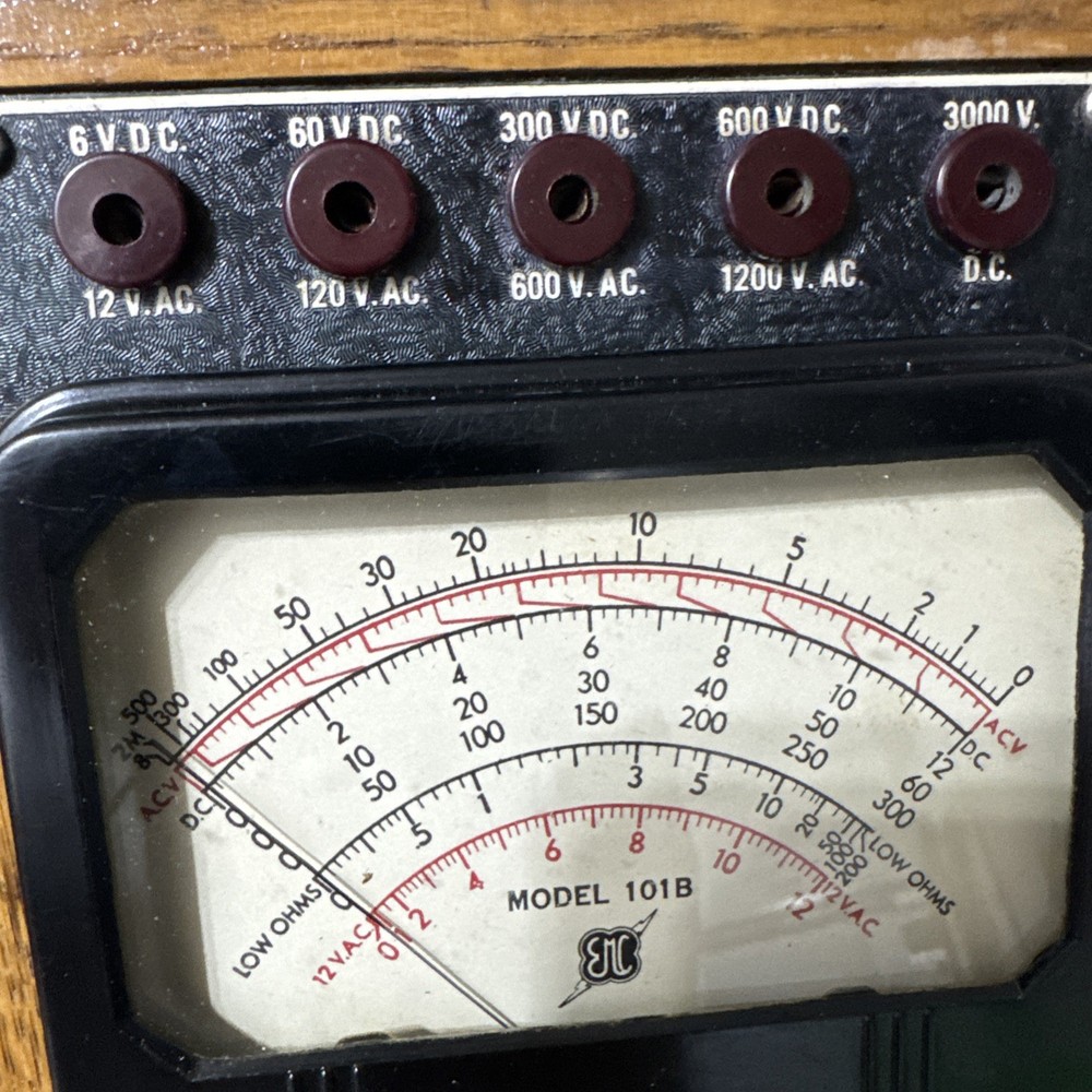 Meter Electronic Measurement Corp- EMC Model 101B Volt OHM Meter -Corp - Tested