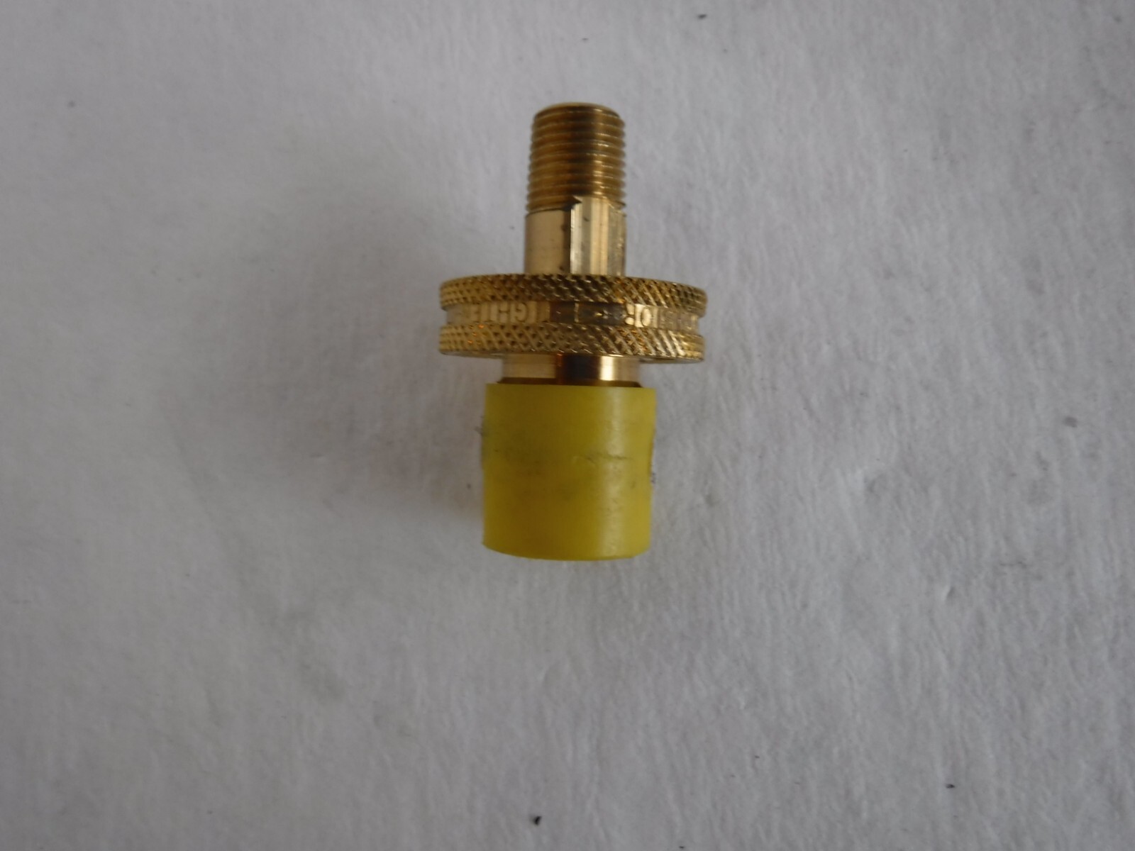 (2 Pcs) Marshall Excelsior ME1654AR Soft Nose PCL x 1/4" MPT W/Hand Wheel (BULK)