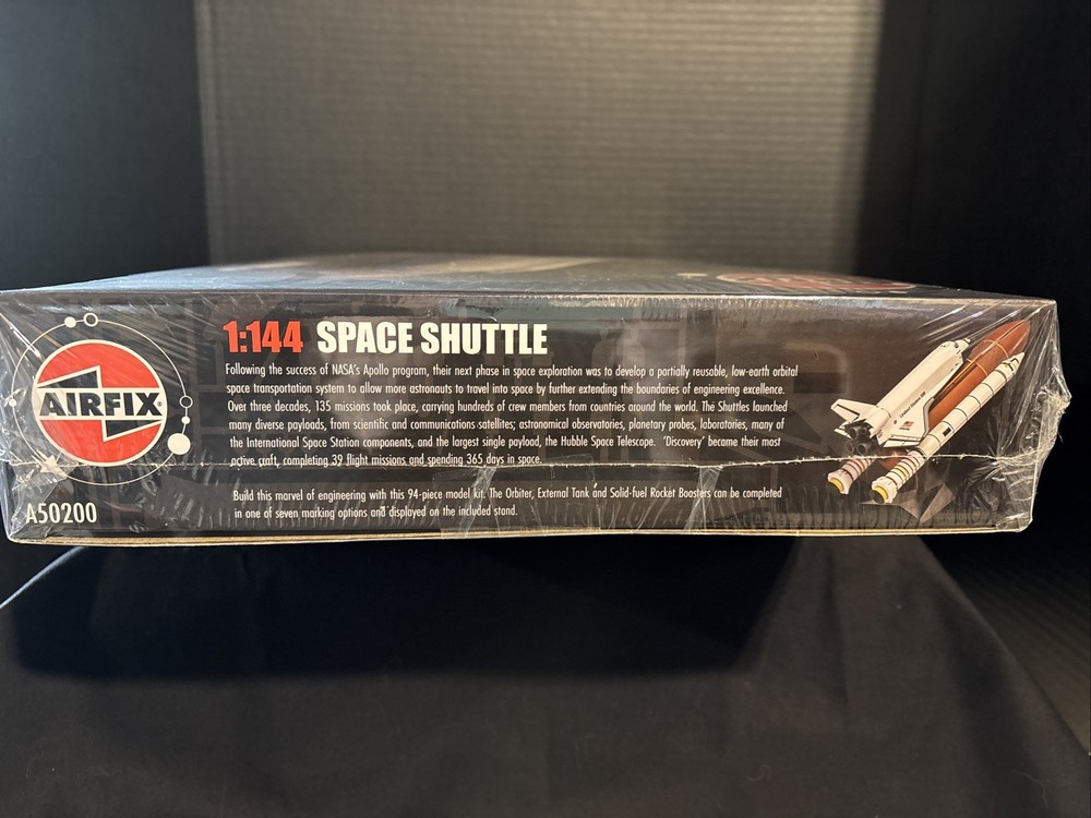 AIRFIX A50200 SPACE SHUTTLE MODEL KIT-NIB-1:144 SCALE