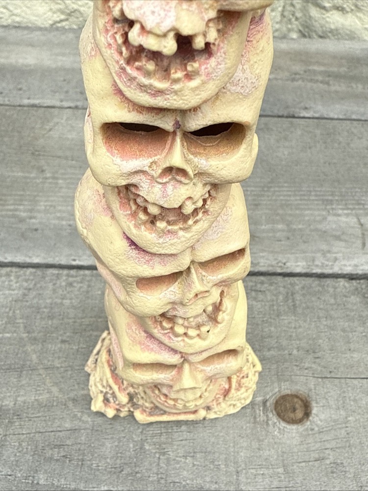 Vintage Skull Stack 2002 Y2K Plastic T.S.S. 9”