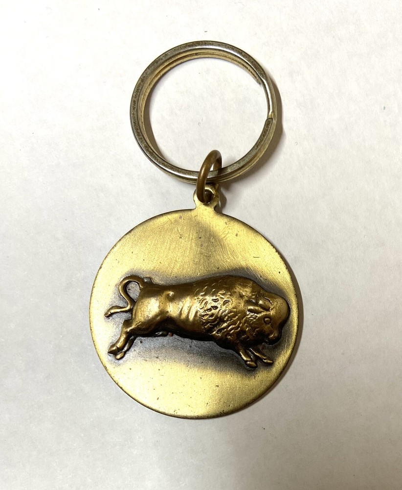 Buffalo, Animal Design MEDIUM BRASS KEYRING -Round shape- FOB -zipper pull