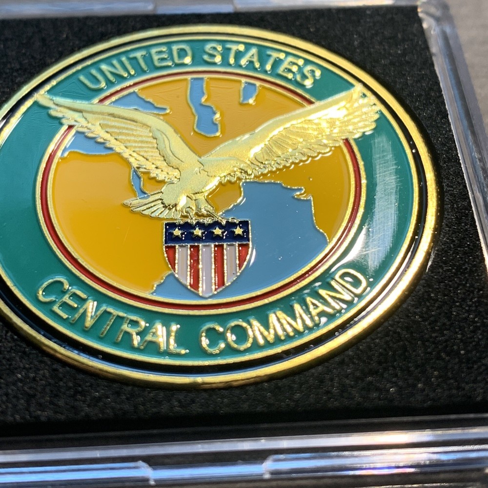 UNITED STATES CENTRAL COMMAND (CENTCOM) Challenge Coin United States DOD w Case