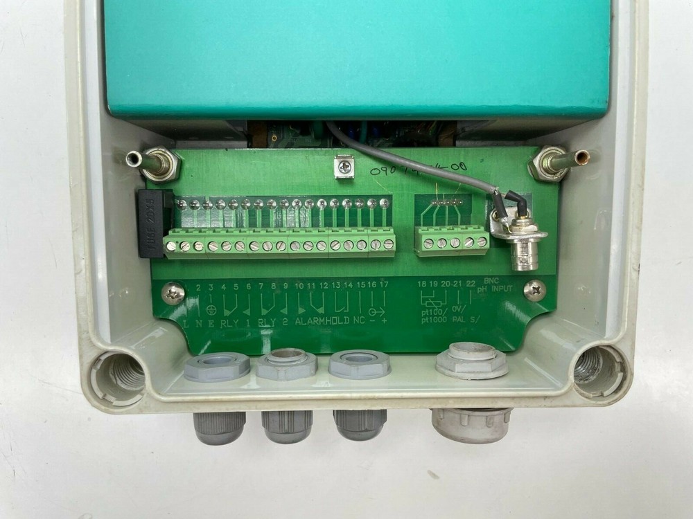 Indion Ion Exchange 4000 pH W 4000PHW Transmitter Controller Field MTD