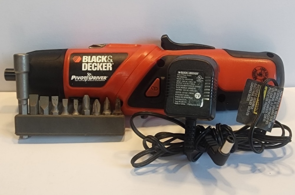 Black And Decker Pivot Driver/ Screw Gun