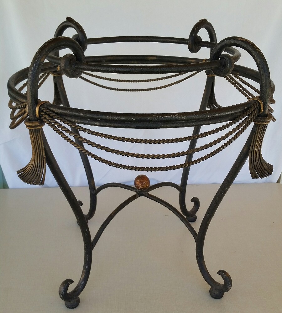 VTG Circular Solid Iron-Ornamental Accent Table☆Gilt Rope &Tassel☆Scroll Design