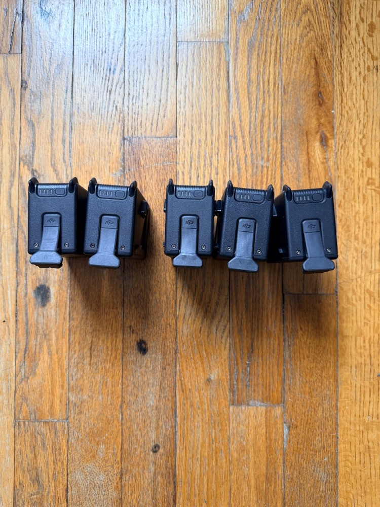 DJI FPV Combo Camera Drone - CP.FP.00000001.01