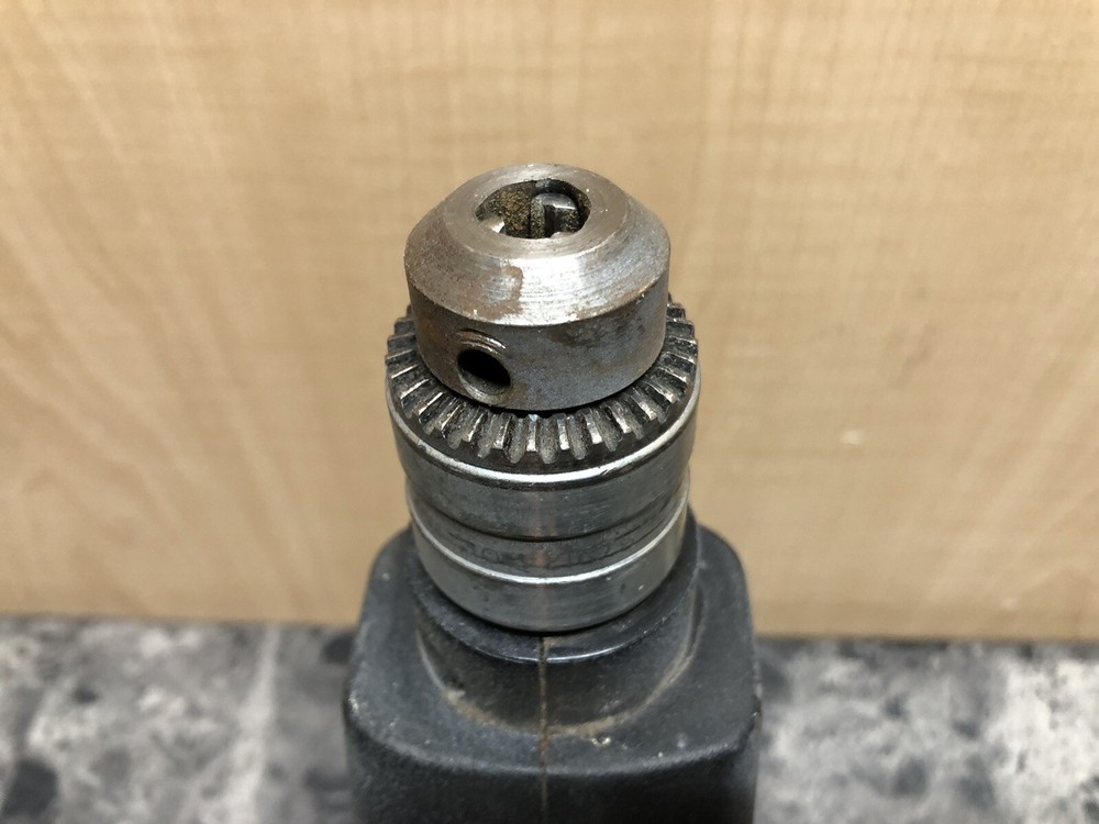 Black & Decker 3/8" Variable Speed Reversable Corded Drill Model 7144 with Chuck