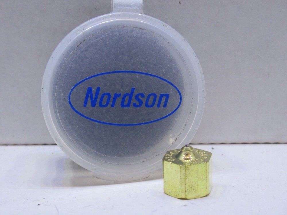 (NEW) NORDSON 237210 Nozzle