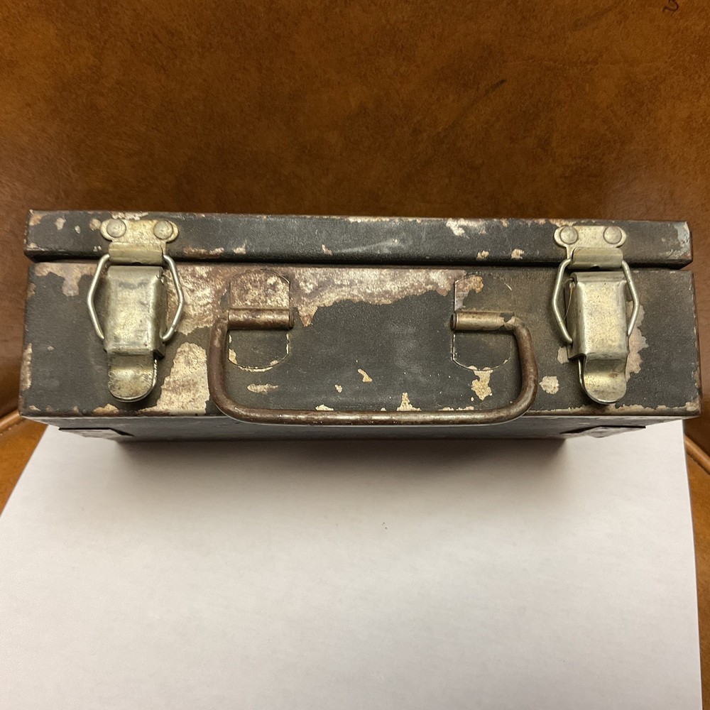 Vintage MINE SAFETY APPLIANCES CO. EMPTY KIT.