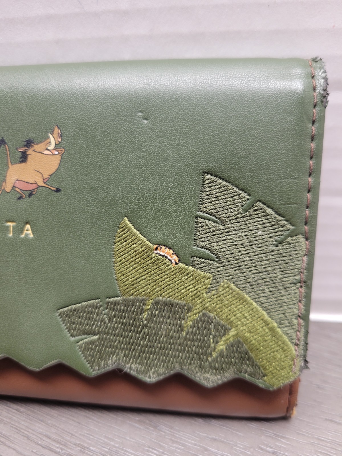 Loungefly Disney Lion King Hakuna Matata Wallet Brown Faux Leather Zip