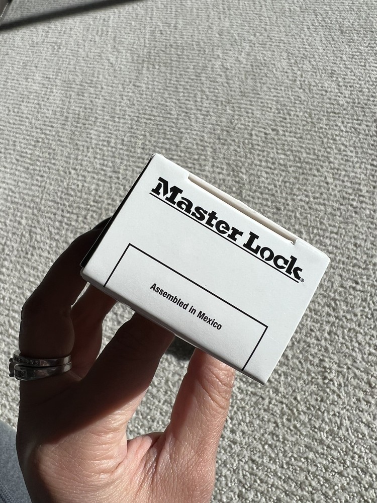 Master Lock 🔐Combination Padlocks NIB