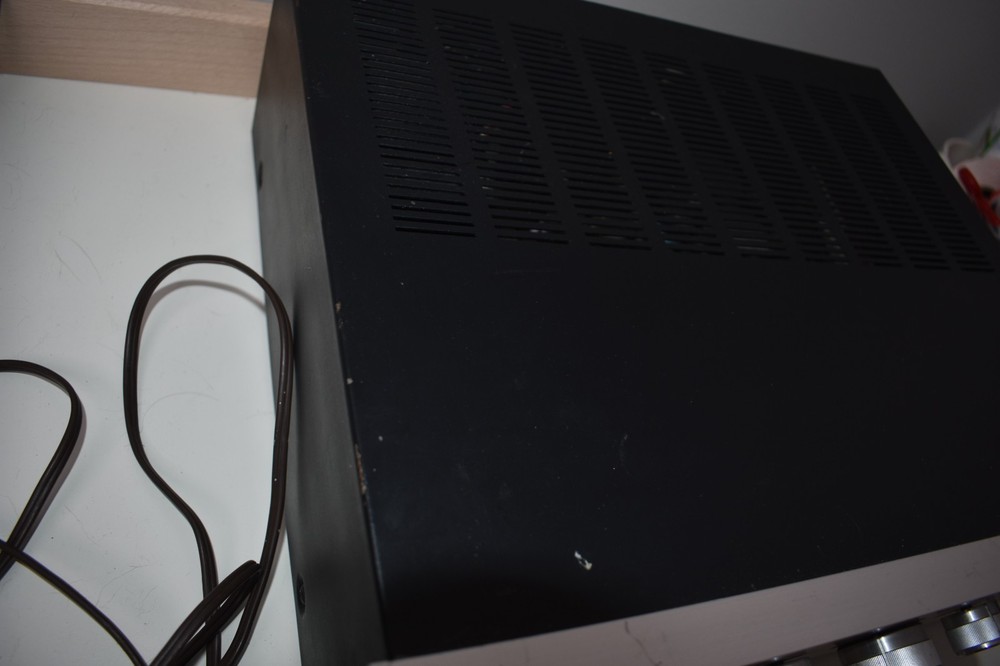 Vintage Sanyo DCA-250 Integrated Amplifier *Read Description*