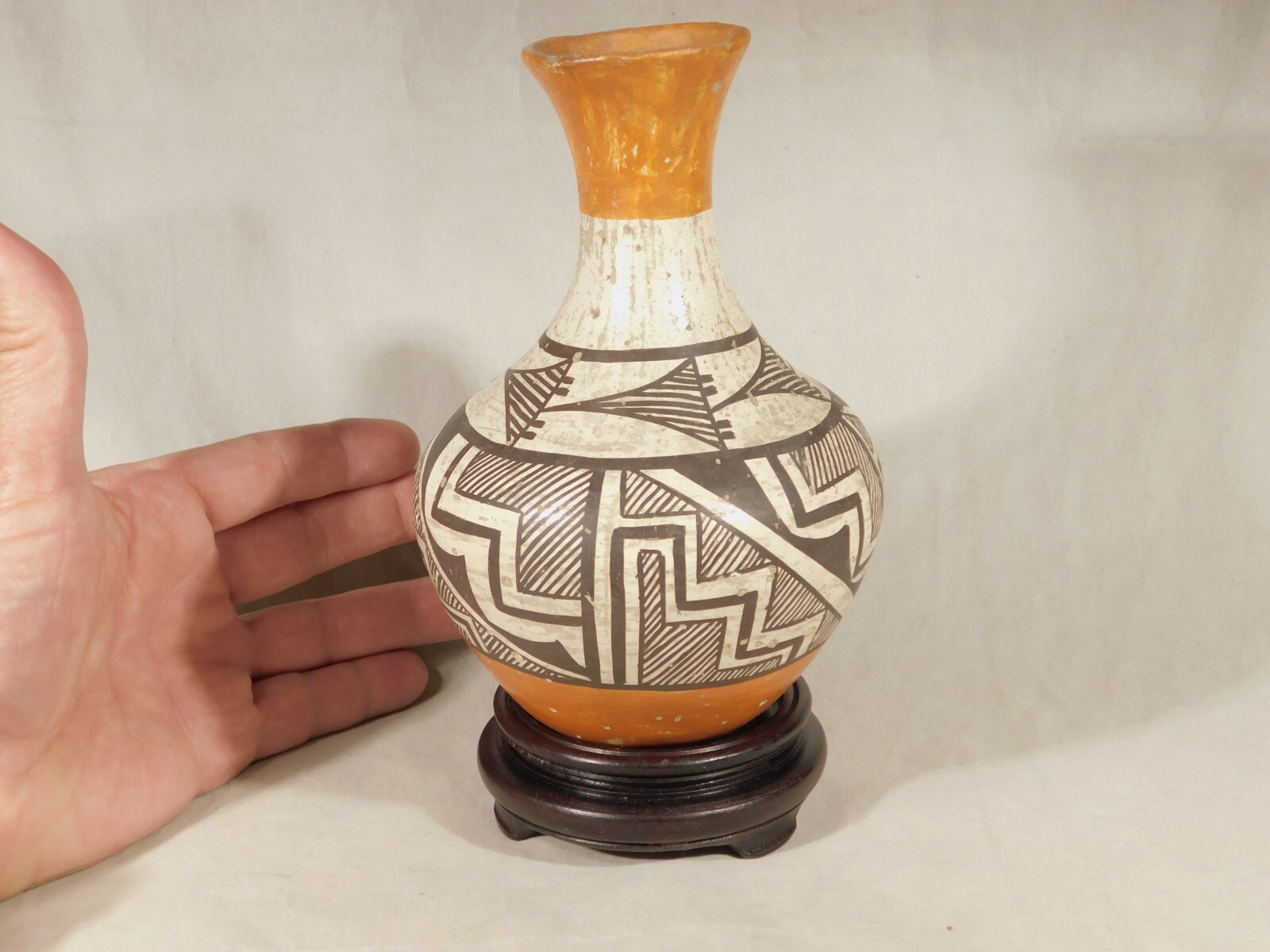 Display Stand Solid Wood Decorative Design Small Size