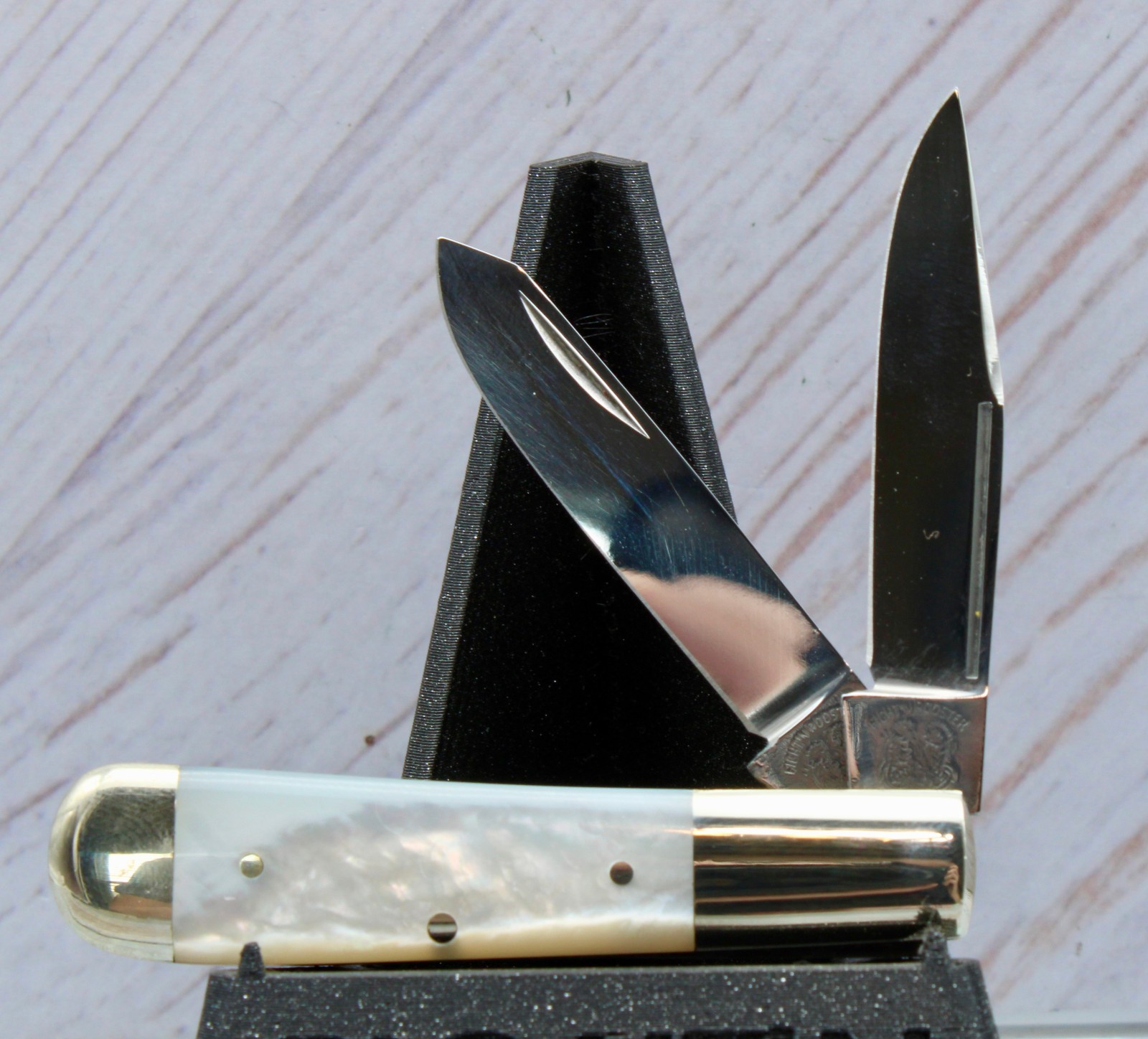 1982-1994 Fightn' Rooster Frank Buster 2.5" Pearl Trapper