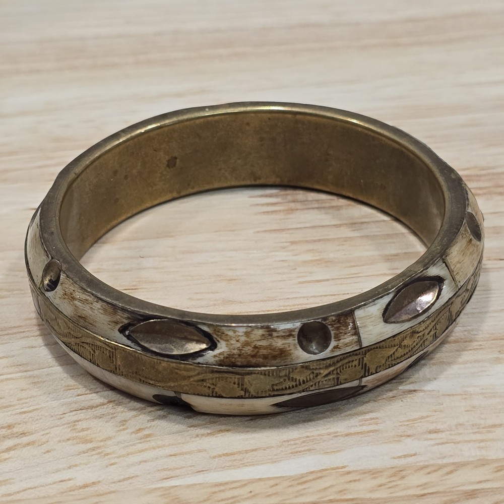 Bohemian Stackable Brass Inlay Bangle Bracelet Cream Tan Leaf Scrollwork