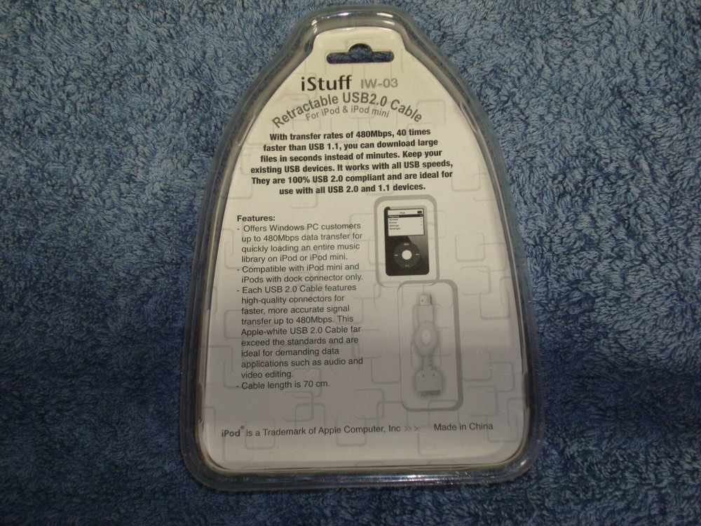 iStuff IW-03 Retractable USB 2.0 Cable for iPod & iPod Mini