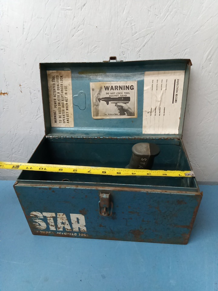 Vintage Star Powder Actuated Tool In Case With Accessories *UNTESTED* (LL)