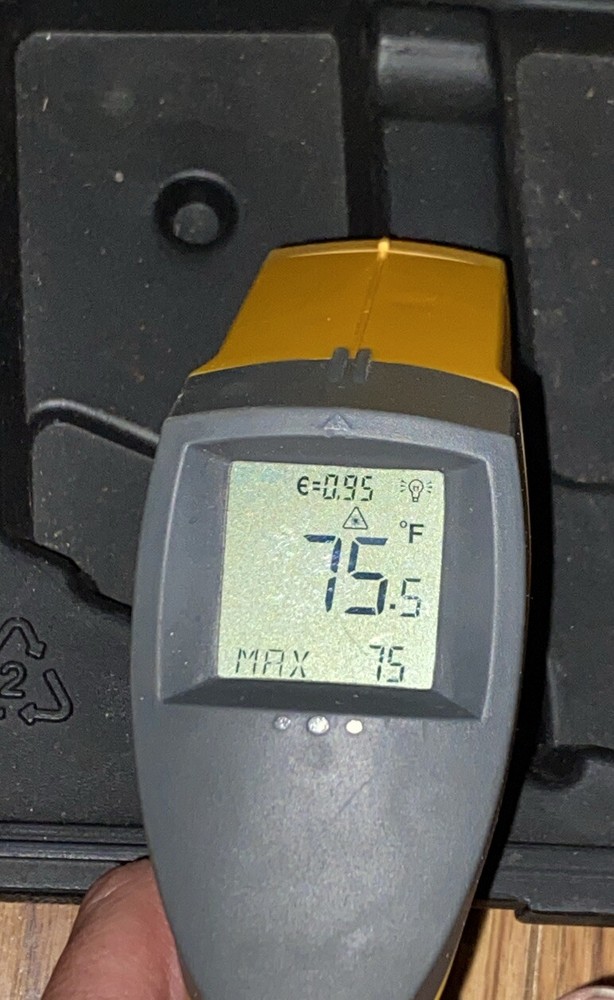Fluke 63 IR Thermometer, Case And Manual