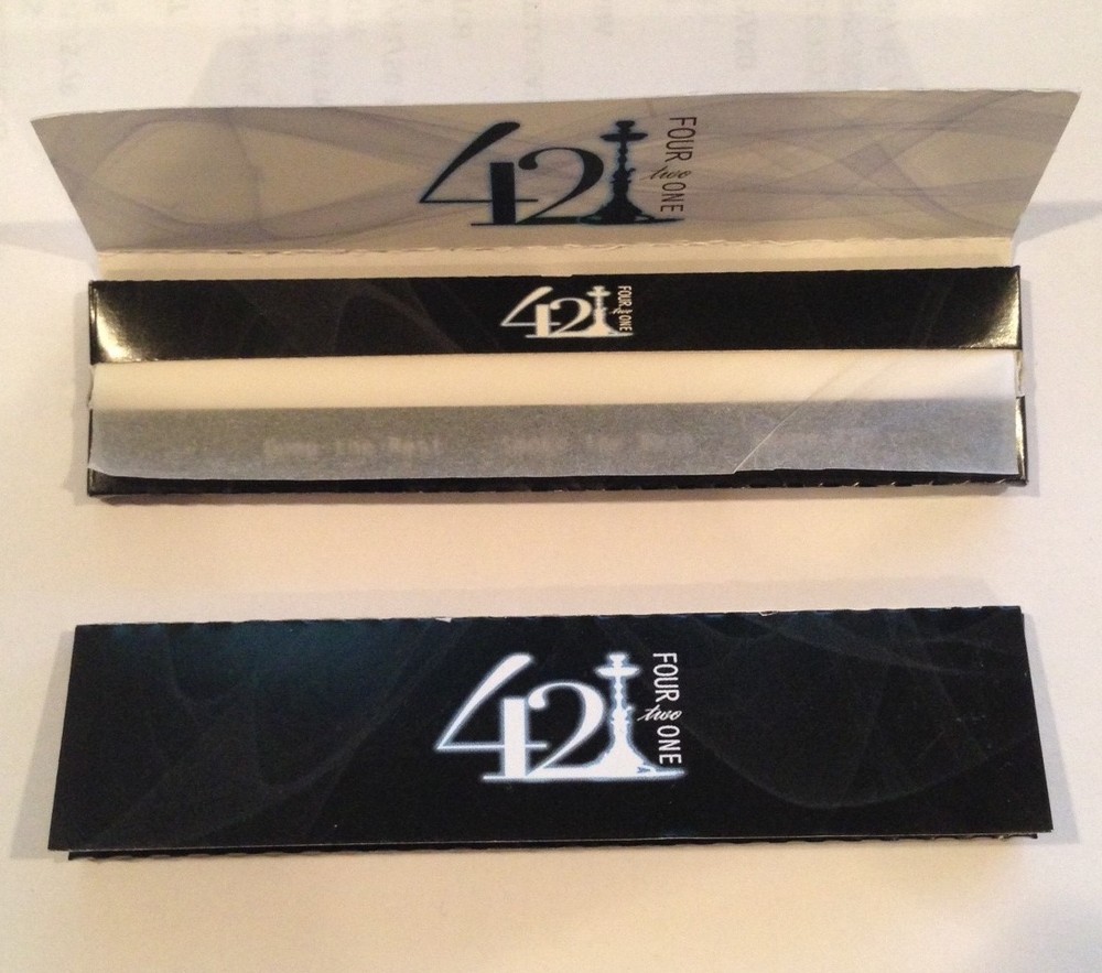 421 Cigarette Smoking Rolling Paper King Size 32 Papers / 1 Pack