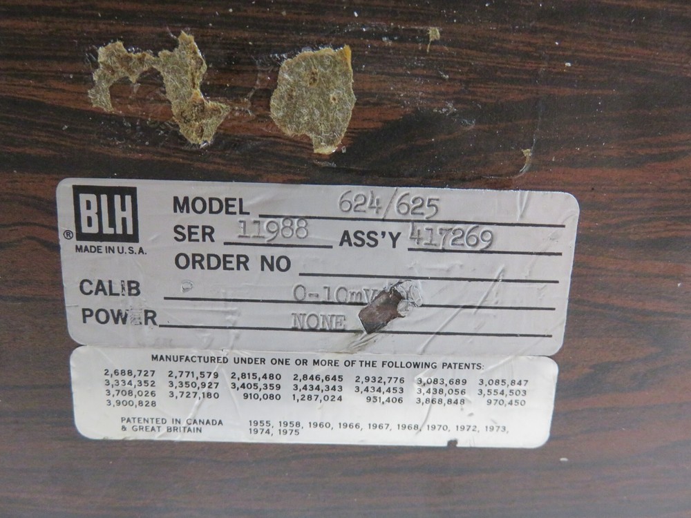 BLH Electronics Model 625 Precision Calibrator