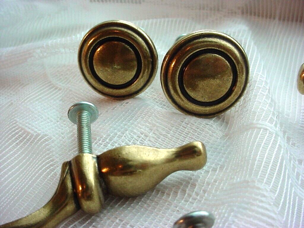 Brass Drawer Pulls Knobs Mixed Lot 8 Piece Metal
