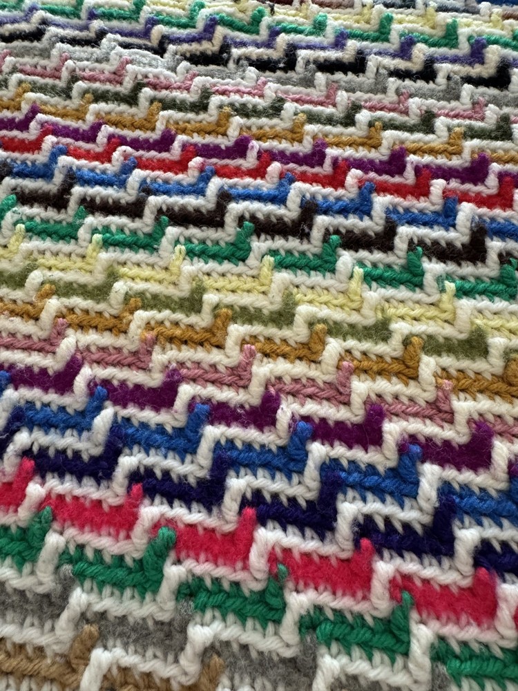 Hand Woven Wool Blend Multicolor Blanket Throw 71″ × 38″ Boho Zig-Zag Pattern