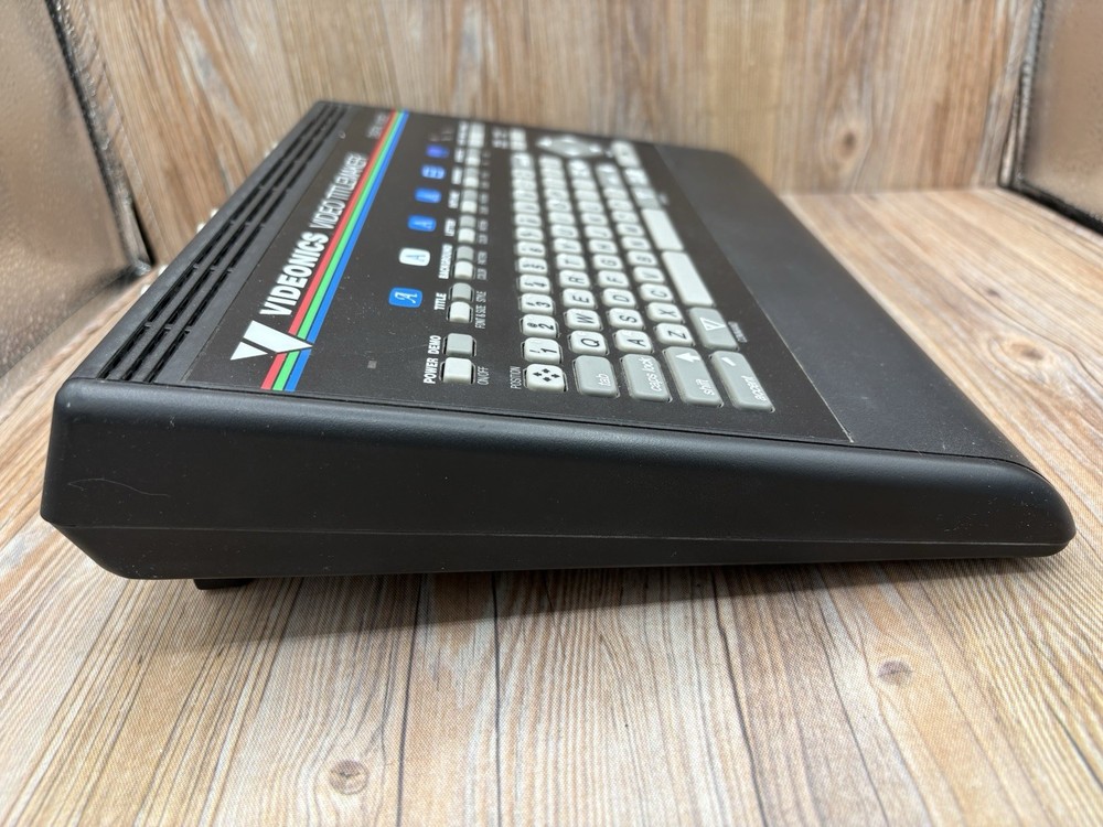 Videonics Video Titlemaker 2000 TM NTSC NO AC ADAPTER UNTESTED