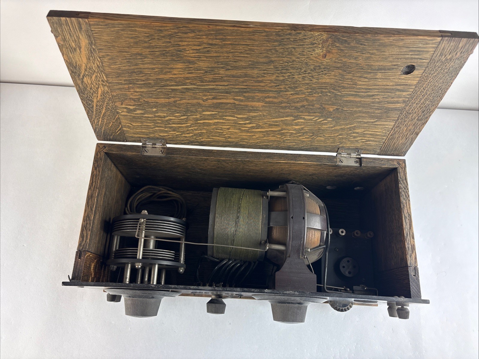 Grebe Model CR-5 radio for parts, used untested, free shipping