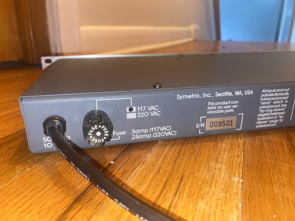 READ Vintage Symetrix 522 2 Channel Unit Compressor Limiter Expander Gate Ducker