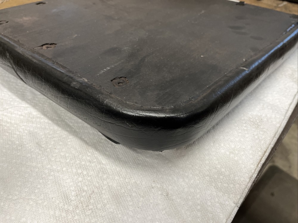 Peterbilt 379 Unibilt Sleeper Bench Used