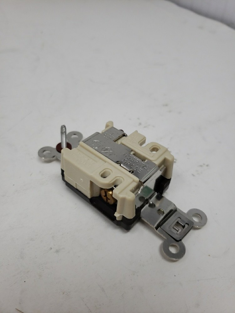 2 Hubbell HBL8210 Brown Single Receptacles 125V