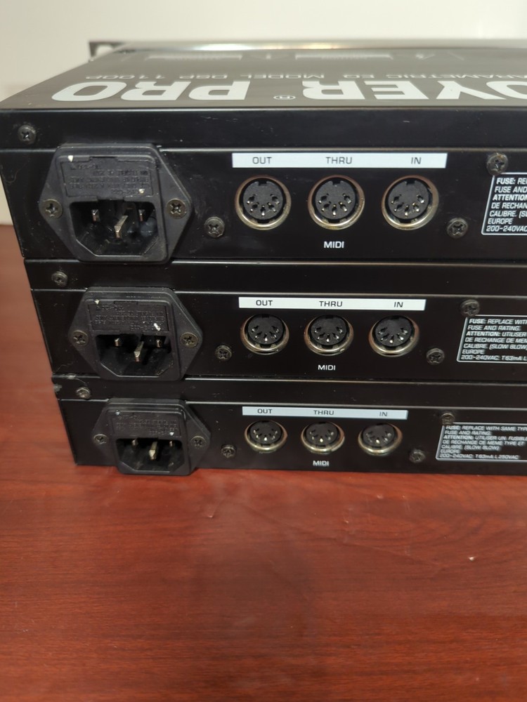 1x Behringer DSP 1100P Feedback Destroyer Pro Rack Unit.