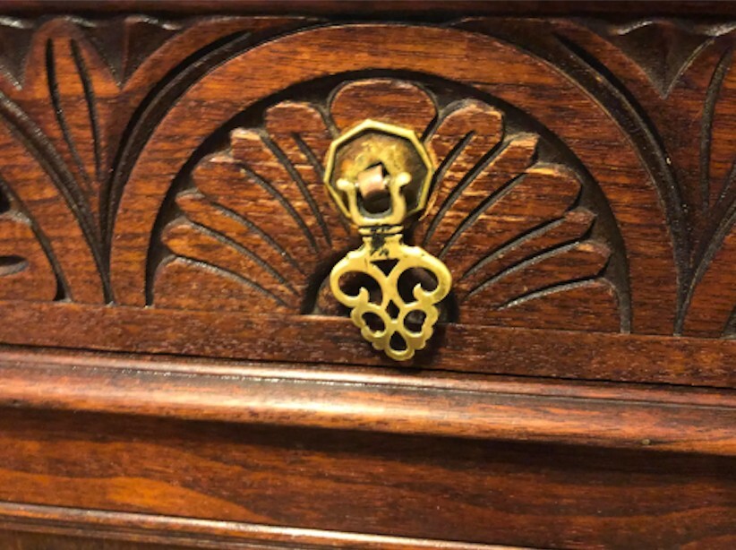 KITTINGER CREDENZA EARLY 1920's