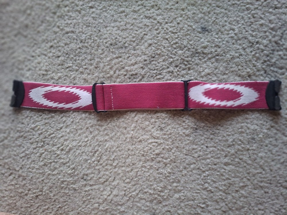 Oakley Goggle Pink Camo Snowboarding Ski Strap