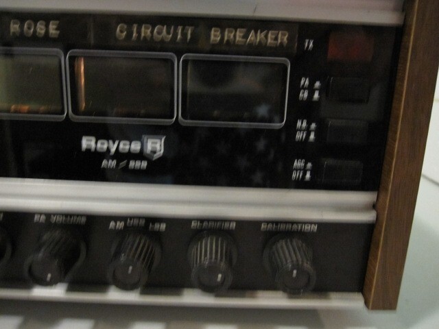 ROYCE 1-640 SSB/AM 23 CH BASE. COSMETICS SHARP COLLECTABLE CLEAN UNIT. POWERS ON